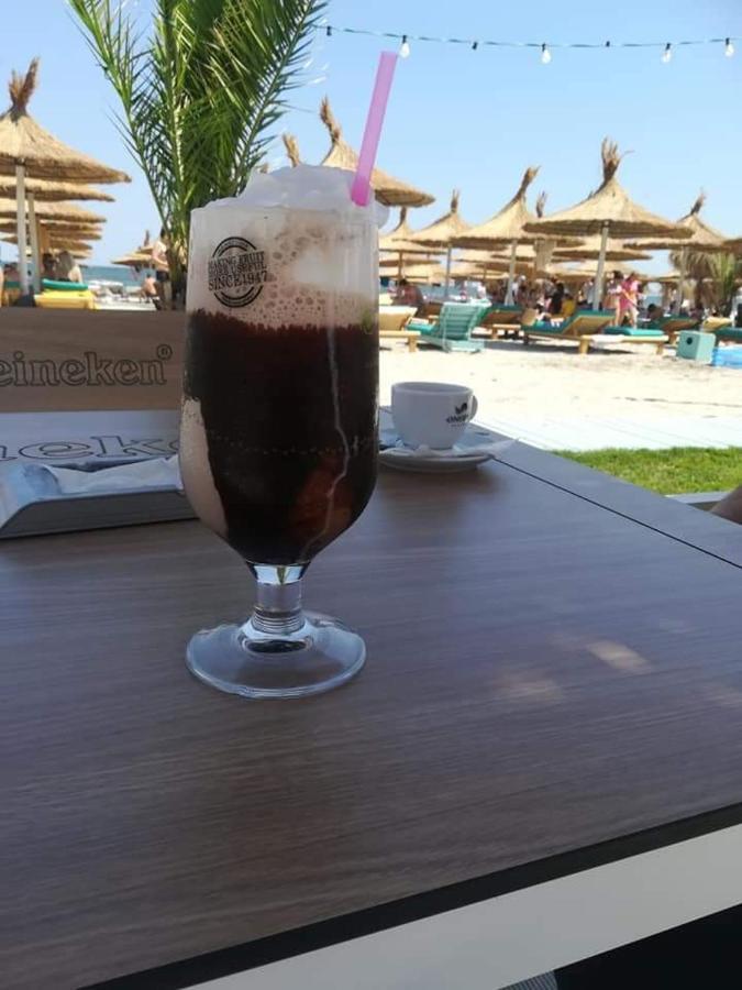 Sun & Sea Apartament Mamaia Nord Năvodari Exteriör bild
